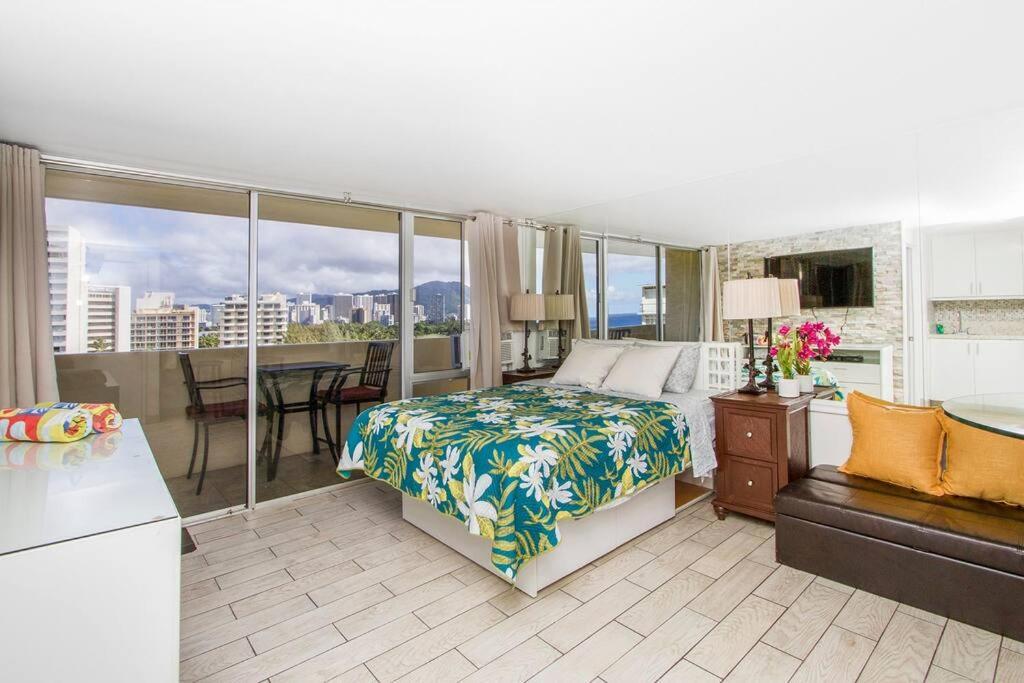 Diamond Head Beach Hotel Honolulu Room photo