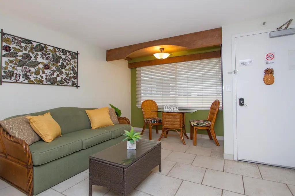 Diamond Head Beach Hotel Honolulu Room photo