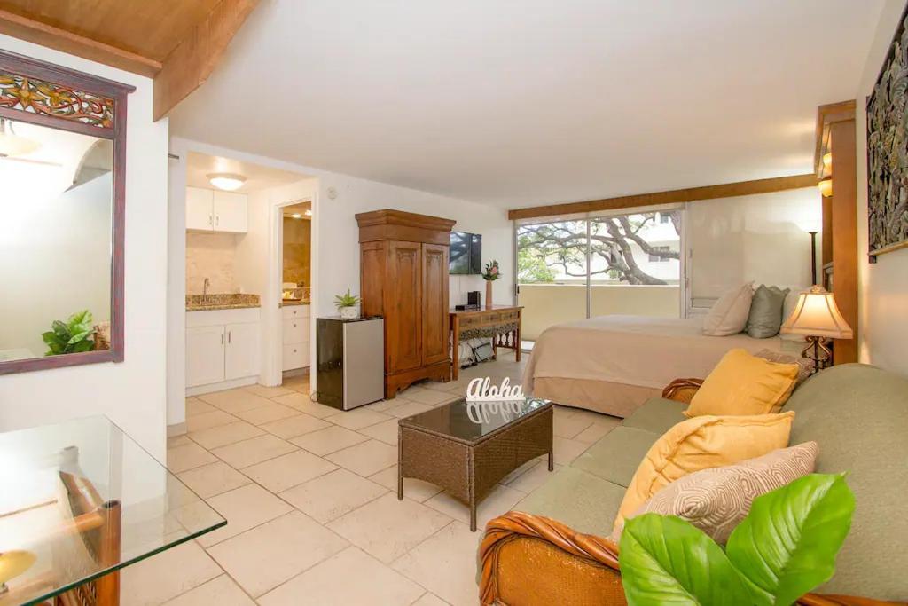 Diamond Head Beach Hotel Honolulu Room photo