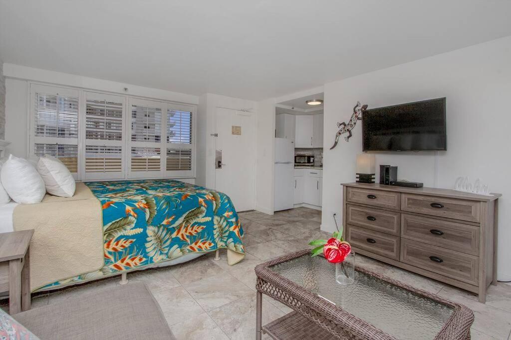 Diamond Head Beach Hotel Honolulu Room photo