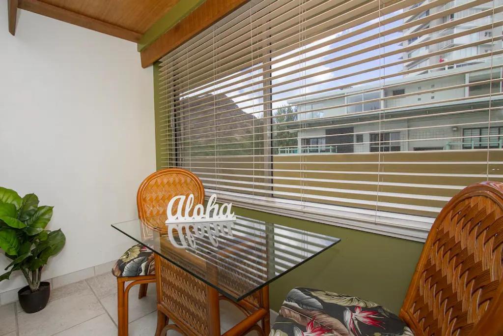 Diamond Head Beach Hotel Honolulu Room photo